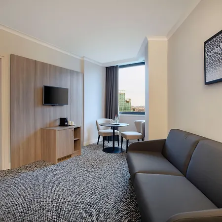 Crowne Plaza Milan Linate By Ihg 4*