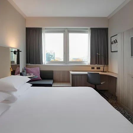 Hotel Crowne Plaza Milan Linate By Ihg San Donato Milanese
