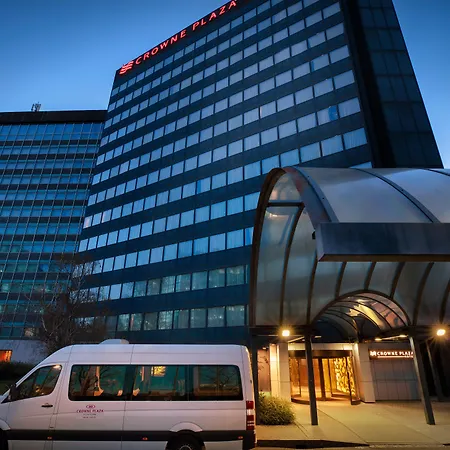Hotel Crowne Plaza Milan Linate By Ihg 4*