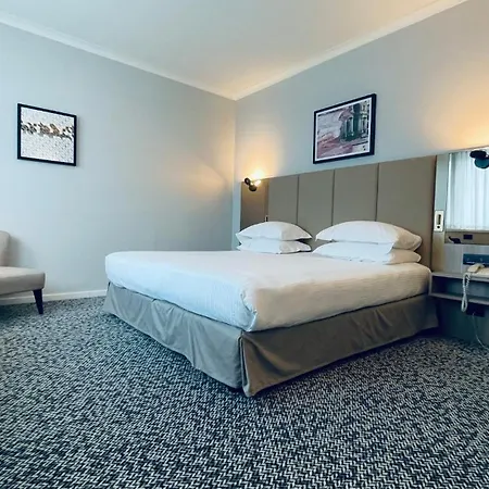 Crowne Plaza Milan Linate By Ihg Hotel