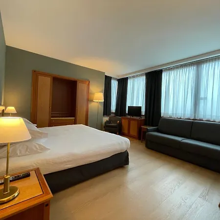 Crowne Plaza Milan Linate By Ihg 4*
